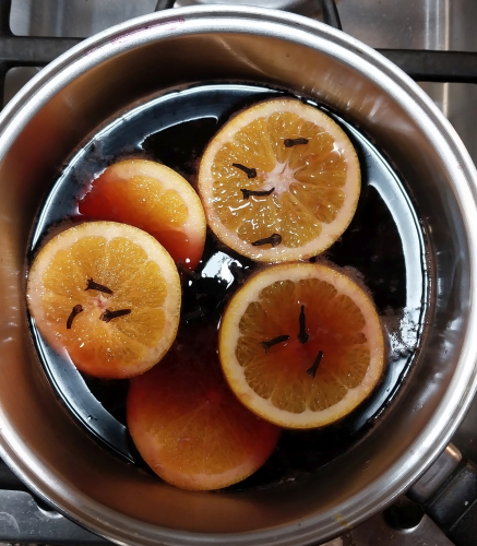 I made gluwein for New Years Day.