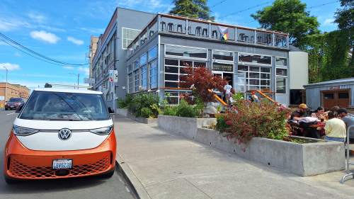 Michelle brought Pumpkin to Seaside, and we had a great time riding around town in it.